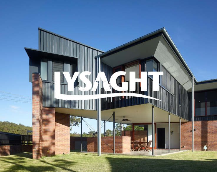 Buena Vista Residence, Coorparoo, QLD. Featuring LYSAGHT LONGLINE® cladding in COLORBOND® steel Monument®.